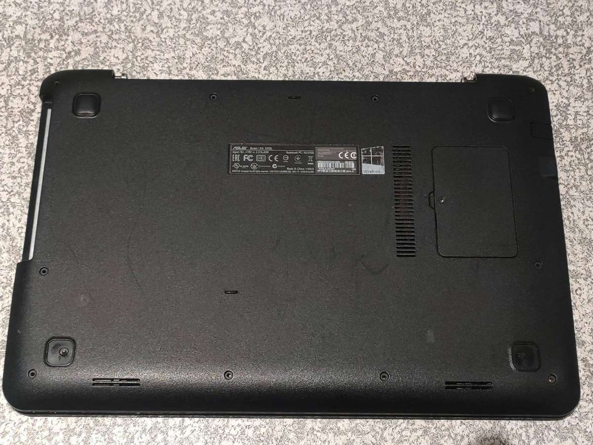 Acer X555L Intel Core i7 Processor 15.6" Display 8GB Ram 1TB HDD Windows 10