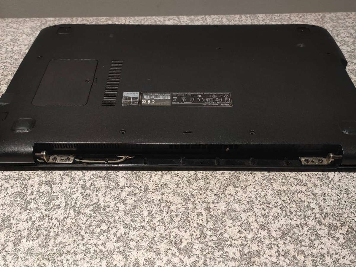 Acer X555L Intel Core i7 Processor 15.6" Display 8GB Ram 1TB HDD Windows 10