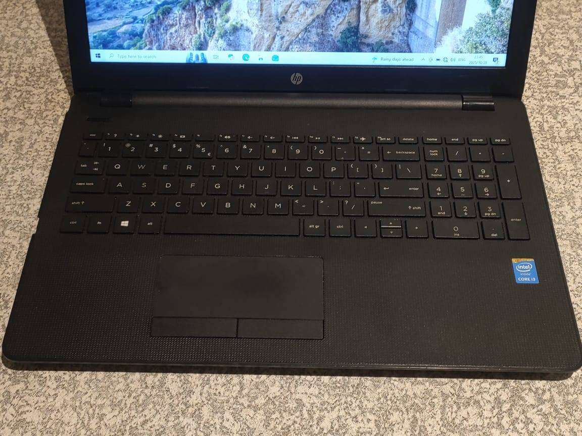 HP 250 15.6" HD Display Intel Core i3 Processor 8GB Ram 1TB HDD Windows 10