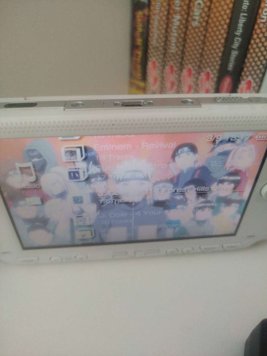 Sony PSP Console (1004 Model) White Edition