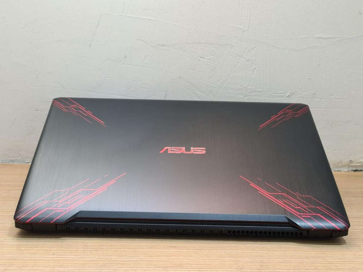 Asus FX570U Gaming Laptop| Core i7-8550U, 16GB Ram DDR4, 512GB SSD and 4GB Dedicated Graphics Card