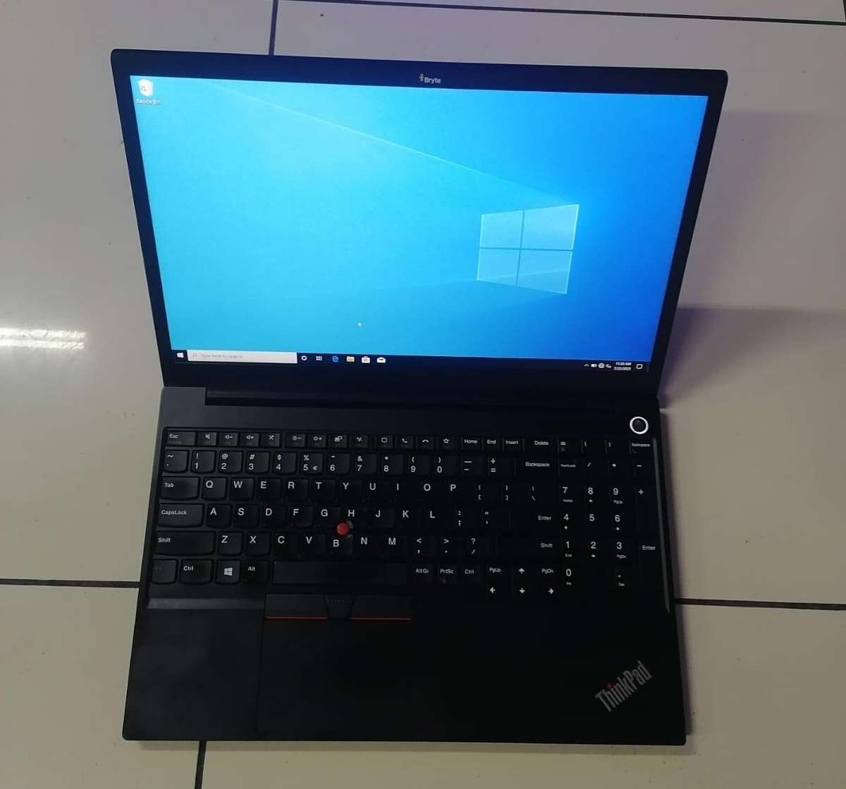 Lenovo Thinkpad E15 Notebook| Intel Core i7-1165G7 11th Gen / 15.6 FHD / 8GB RAM / 512GB SSD