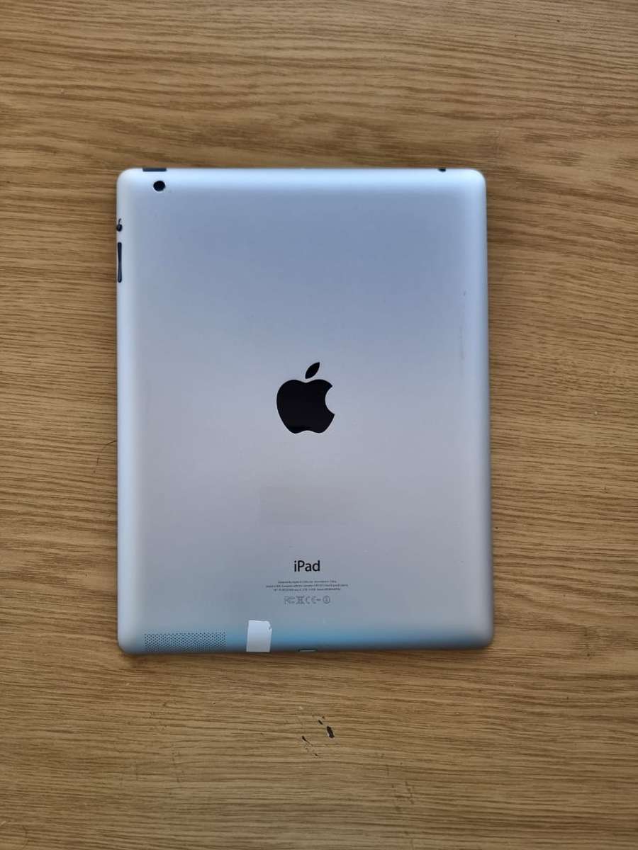 iPad 4th Gen (Wi-Fi Only) 16GB Storage