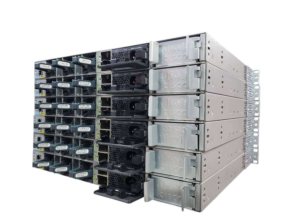 Cisco Catalyst C3850 Ethernet Switch, 24 Port PoE+ PREOWNED