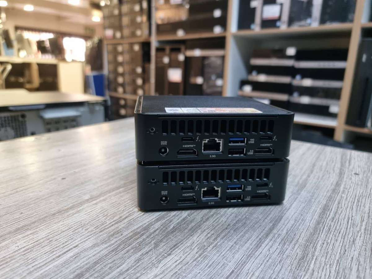 ASUS NUC 15 Pro (NUC15CRK) with Intel Core 3 100U, 8GB RAM DDR5, 256GB SSD