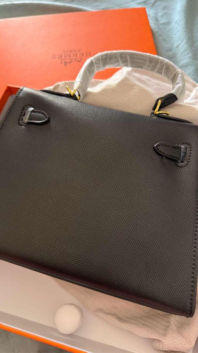 Hermes Kelly bag, black