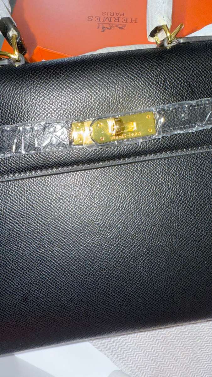Hermes Kelly bag, black