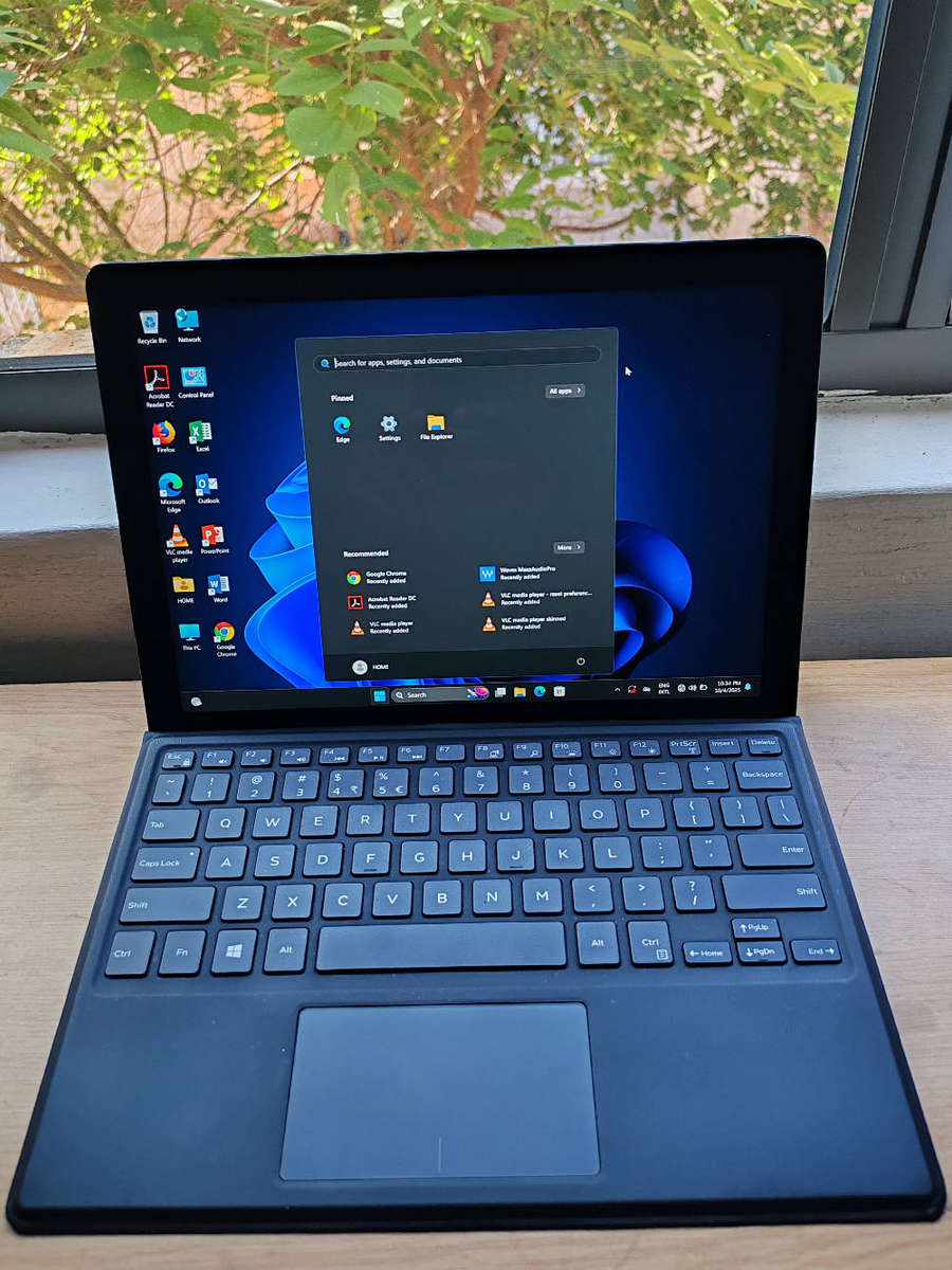 8TH GEN CORE I5 12INCH TOUCHSCREEN DELL LATITUDE 5290 2 IN ONE 8GB RAM 256NVME