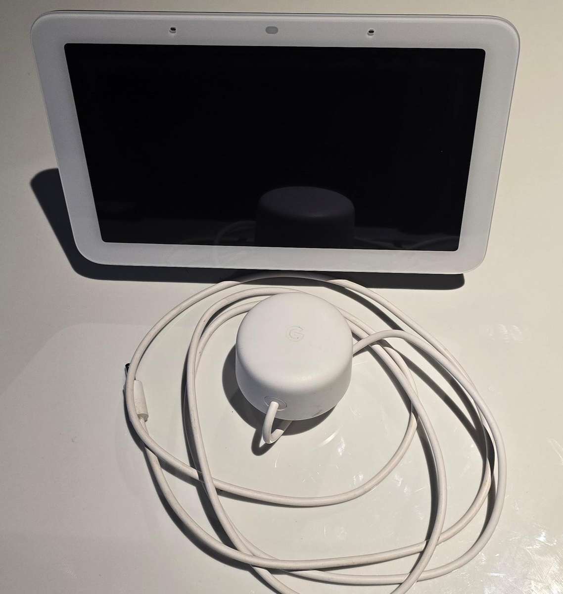 Google Nest Hub 7", like new Condition.