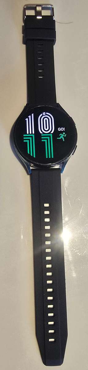 Samsung Galaxy Watch Series 4, 44mm, GPS and Cellular, 16GB.