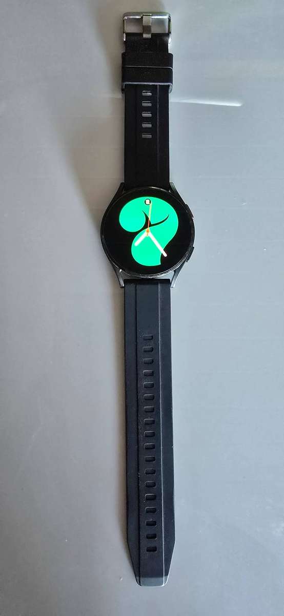 Samsung Galaxy Watch Series 4, 40mm, GPS and Cellular, 16GB.