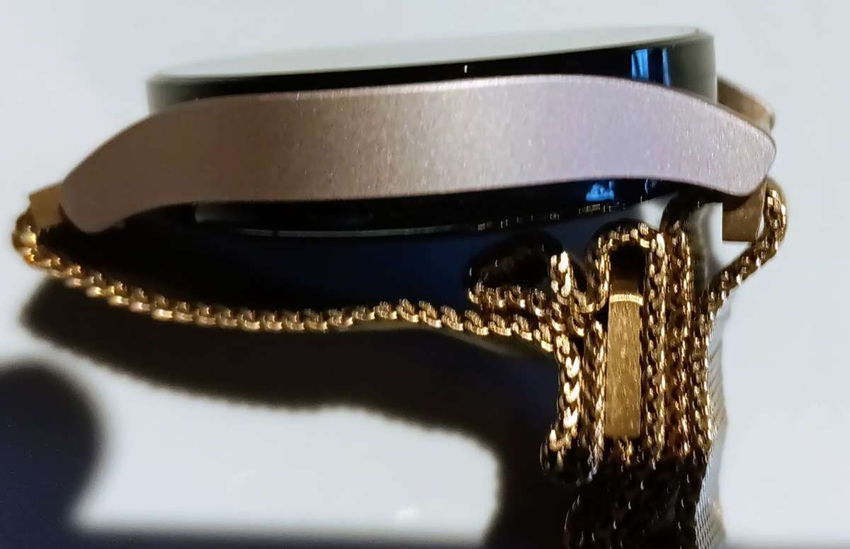 Samsung Galaxy Watch Series 4, 40mm, 16GB, GPS and Cellular.