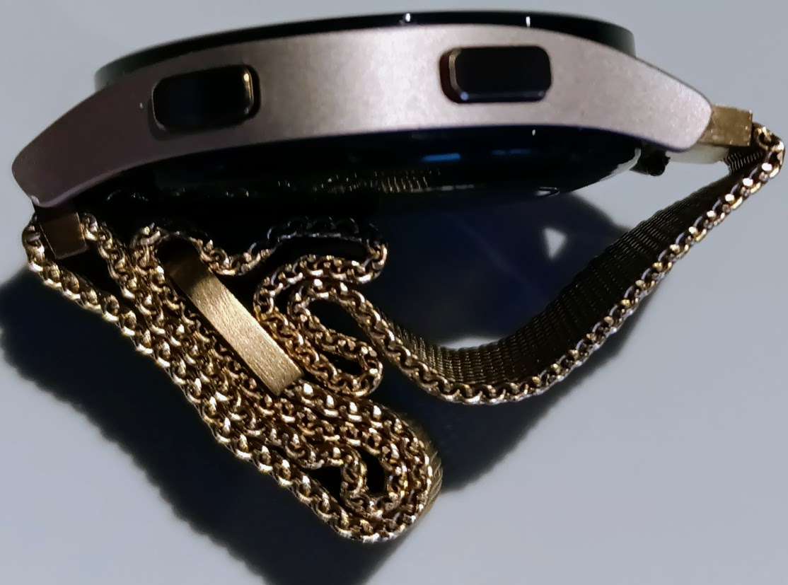 Samsung Galaxy Watch Series 4, 40mm, 16GB, GPS and Cellular.