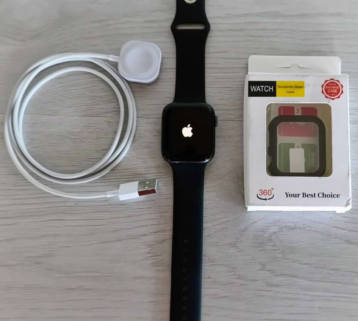 Apple Watch Series 6 44mm, GPS and Cellular, 32GB.