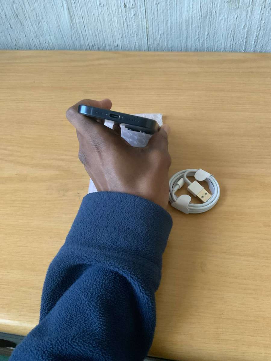 Apple iPhone 15 pro 256gb