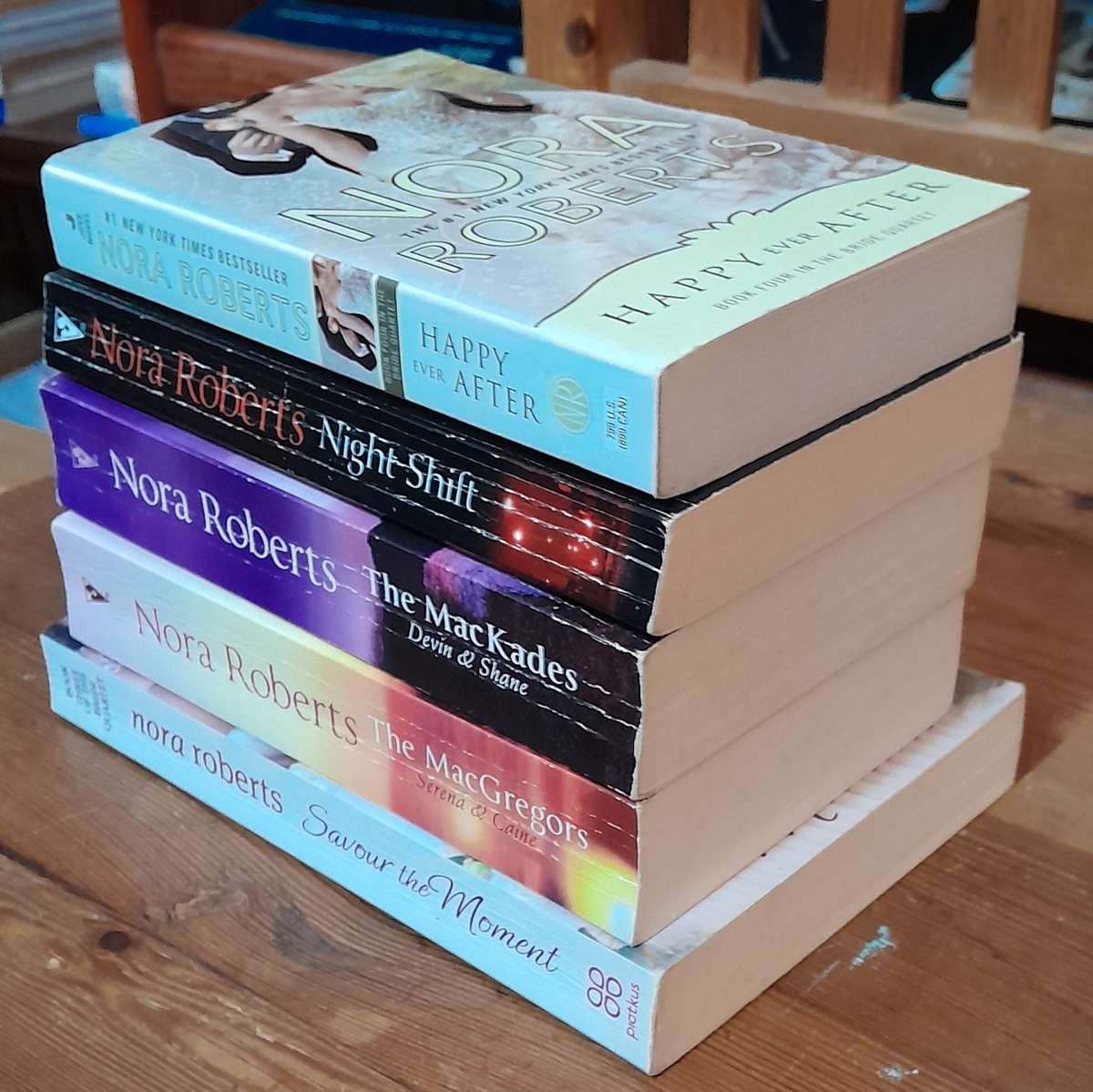 Nora Roberts - set of 5 books