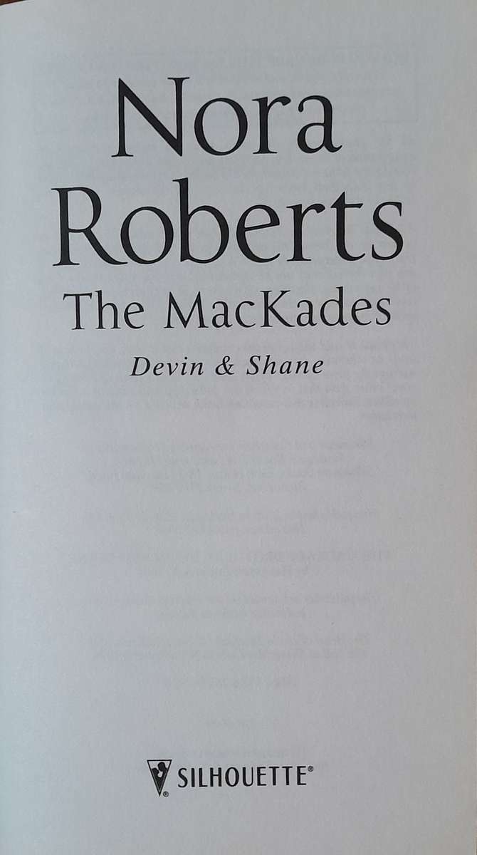 Nora Roberts - set of 5 books