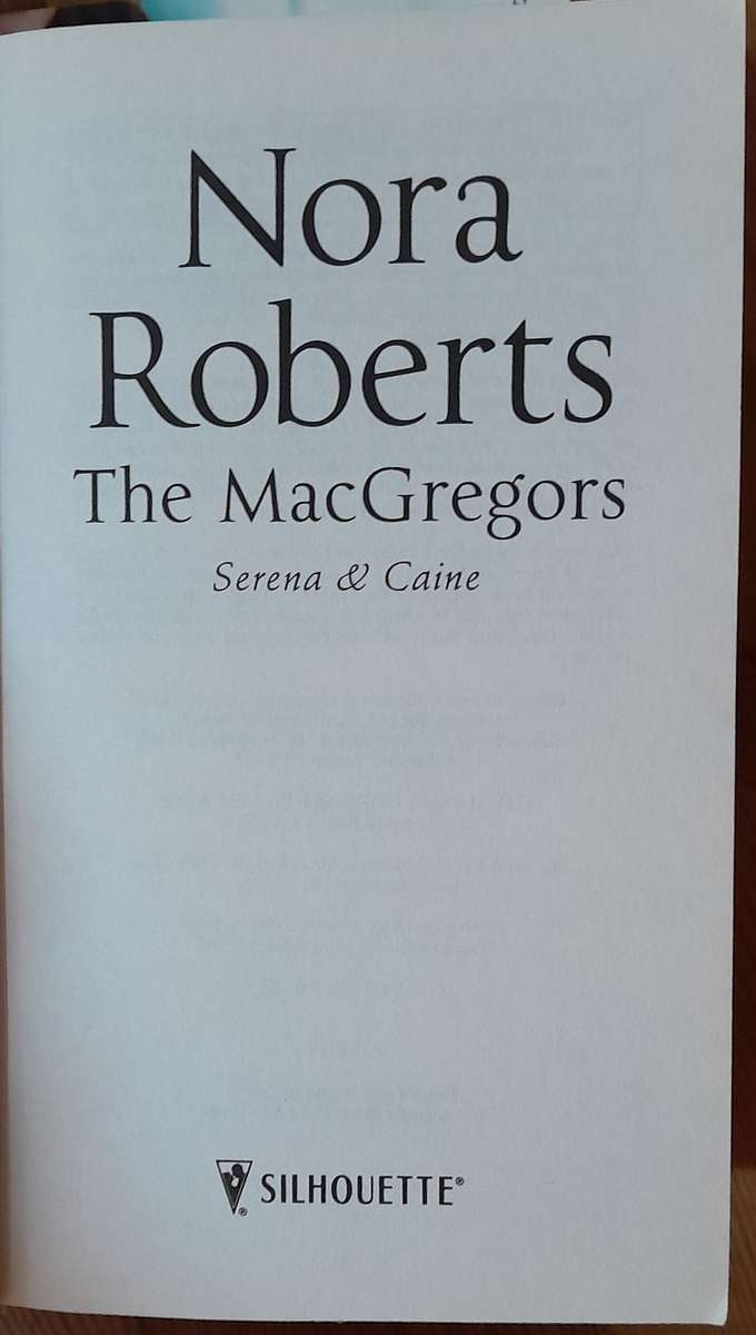 Nora Roberts - set of 5 books