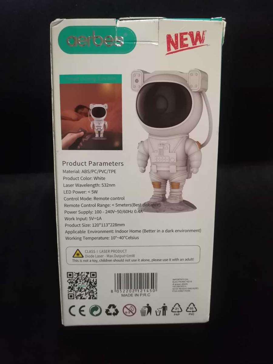 Astronaut sky projector