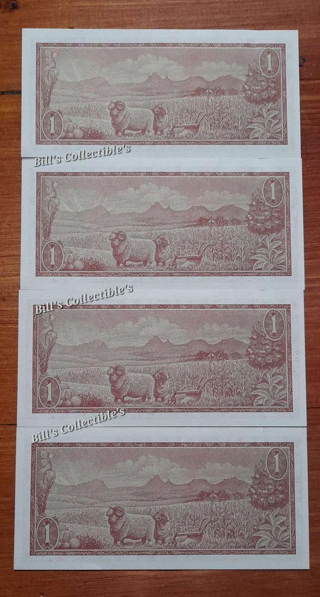 Great Condition South African TW de Jongh R1 Banknotes in Sequence.