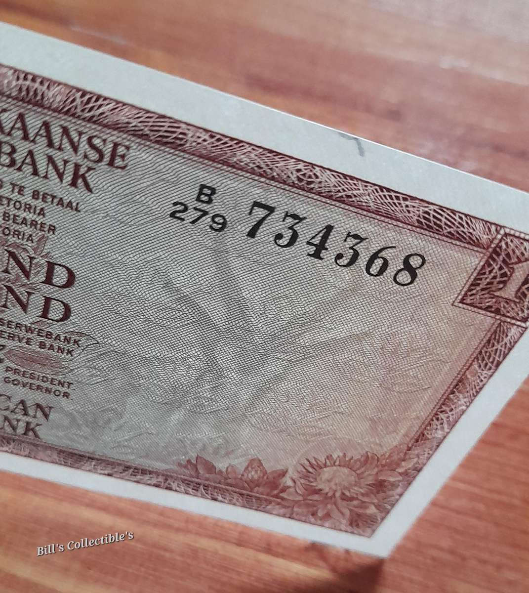 Great Condition South African TW de Jongh R1 Banknotes in Sequence.