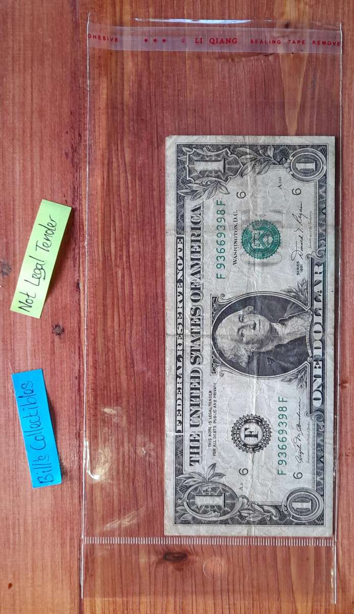 1981 American 1 Dollar Banknote.