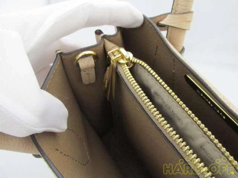 MICHAEL KHORS MEDIUM MERILYN SAFFIANO TOTE BAGS