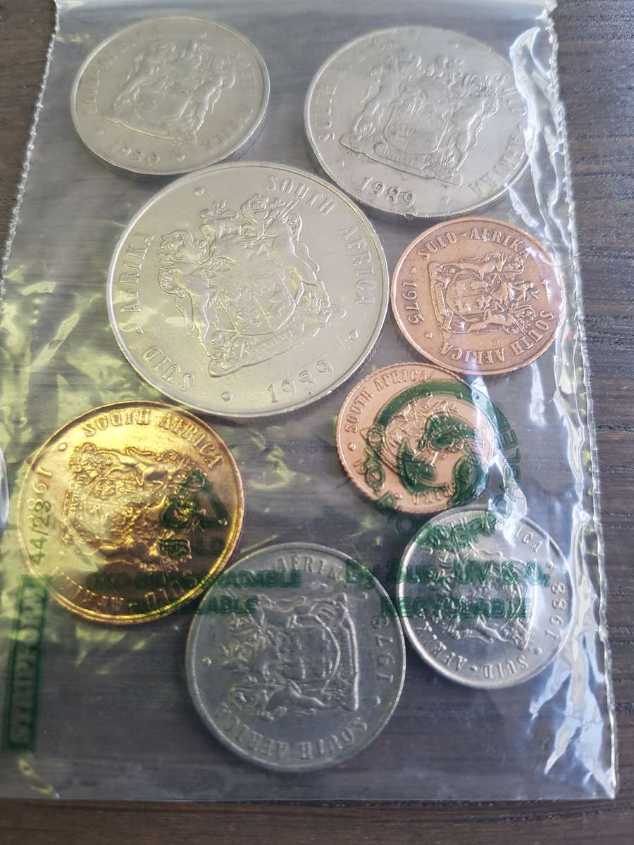 8 SOUTH AFRICAN COLLECTABLE COINS