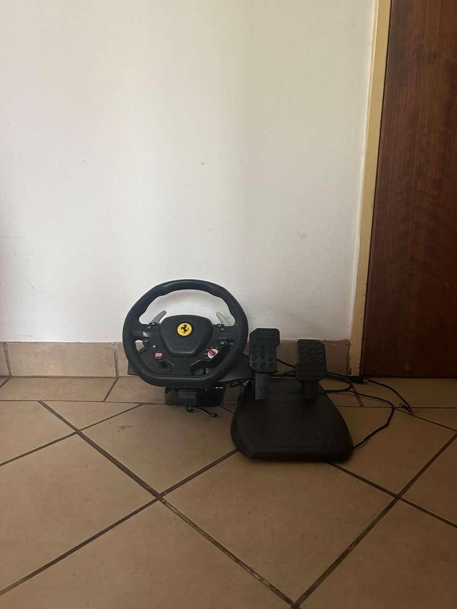 Thrust master T80 Ferrari 488 GTB Edition