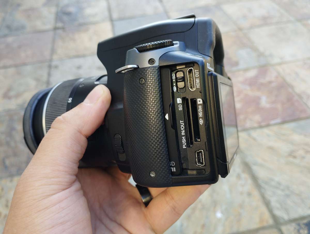 Sony A330 DSLR + 2 Lenses (Great Condition)