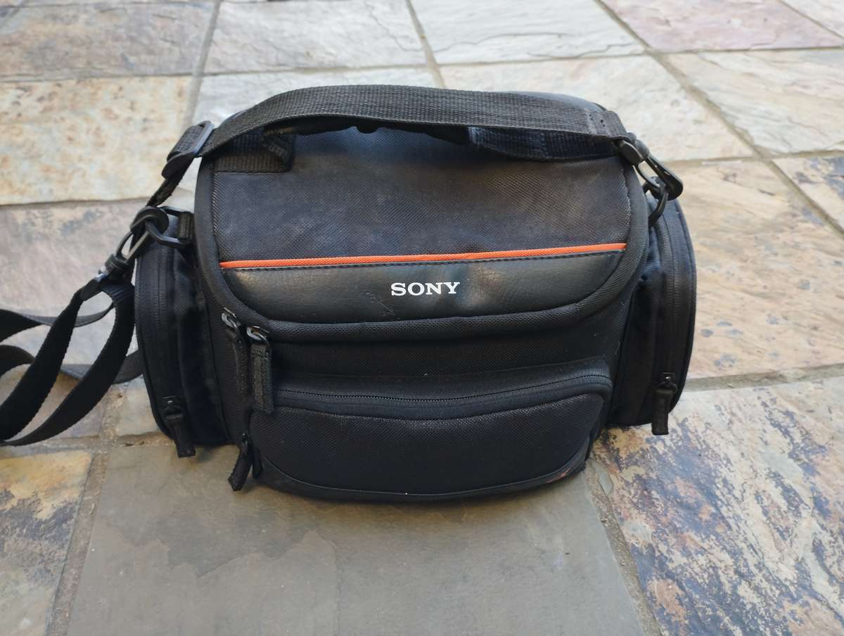 Sony A330 DSLR + 2 Lenses (Great Condition)