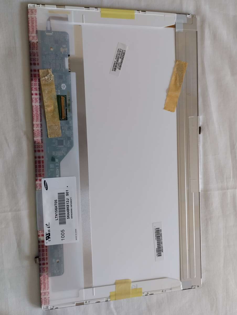 15'6 lcd standard 40 pin