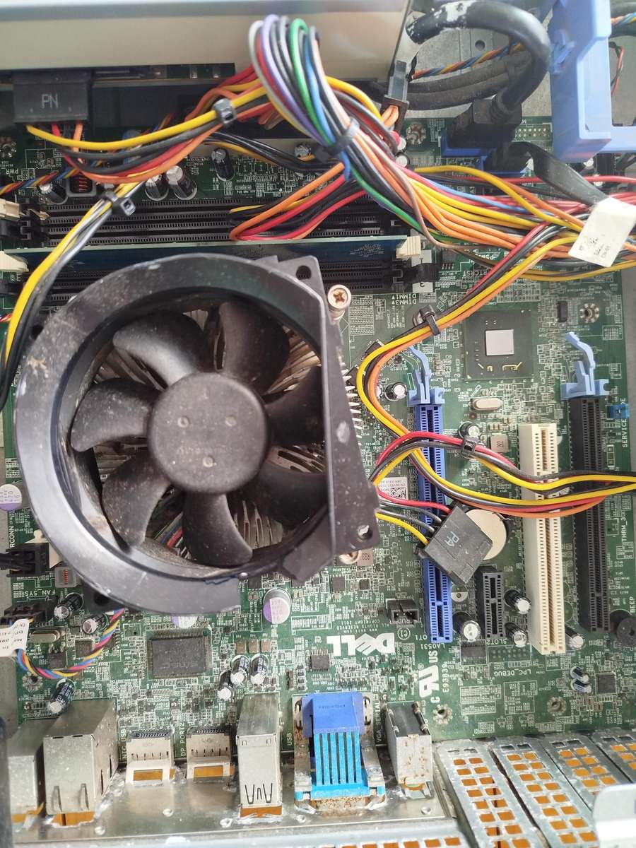 Dell Optiplex 9010 for spares or repairs