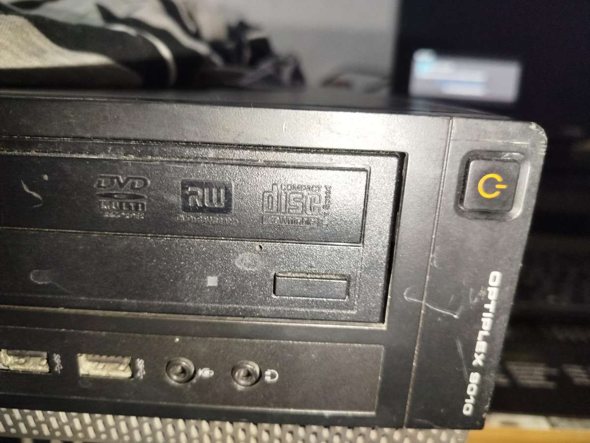 Dell Optiplex 9010 for spares or repairs