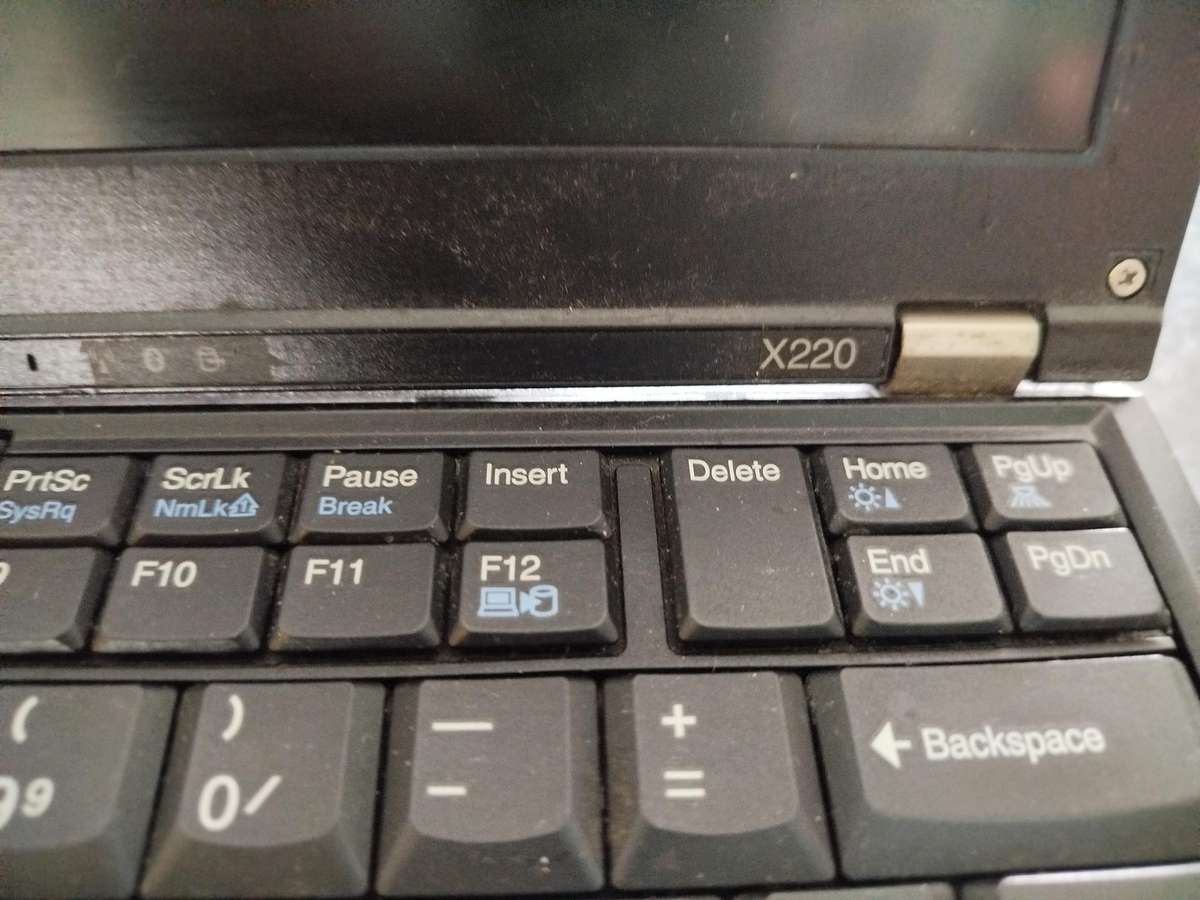 Lenovo X220 for spares or repairs