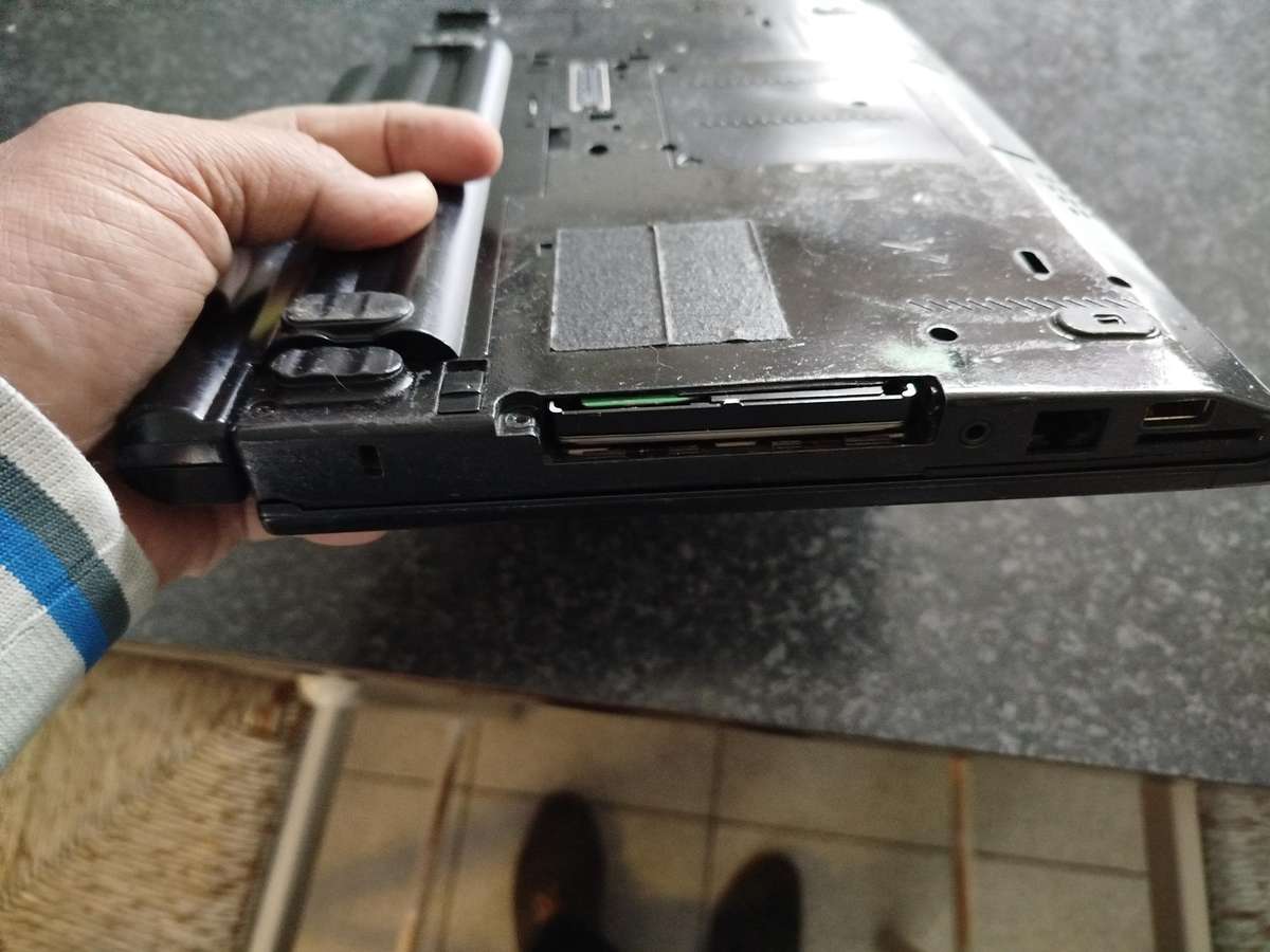 Lenovo X220 for spares or repairs