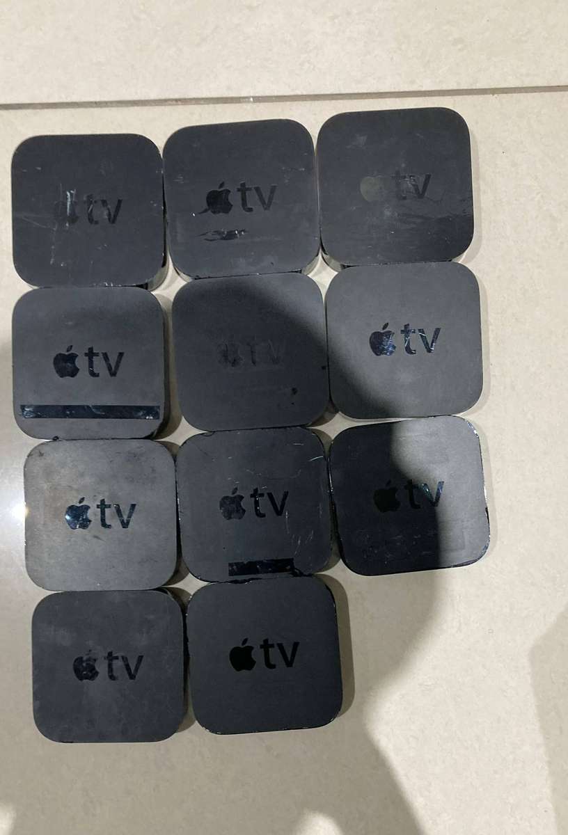 Bulk Lot of 11x Apple TVs (2nd & 3rd Gen)