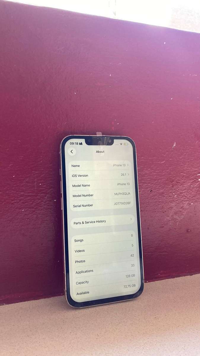 Apple iPhone 13 Secondhand Smartphone with 128GB Storage