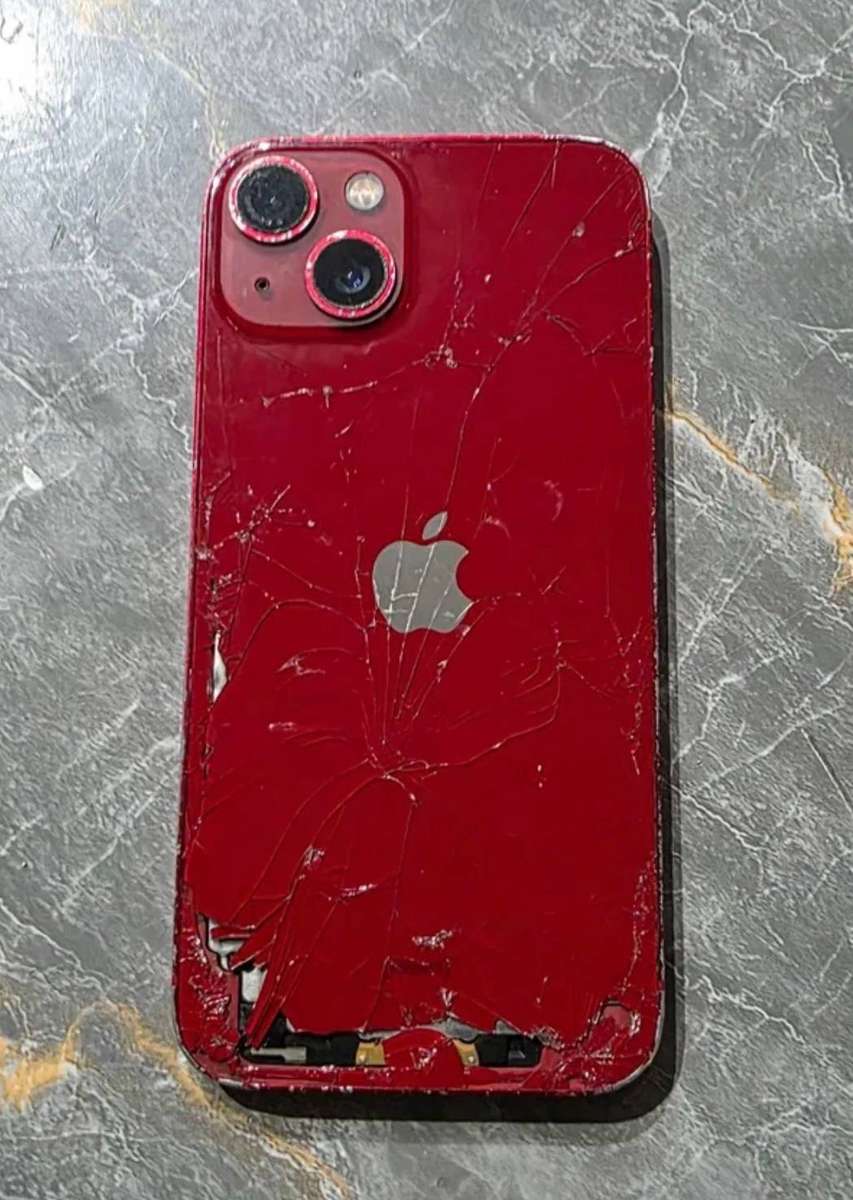 Apple iPhone 13 Secondhand Smartphone with 128GB Storage
