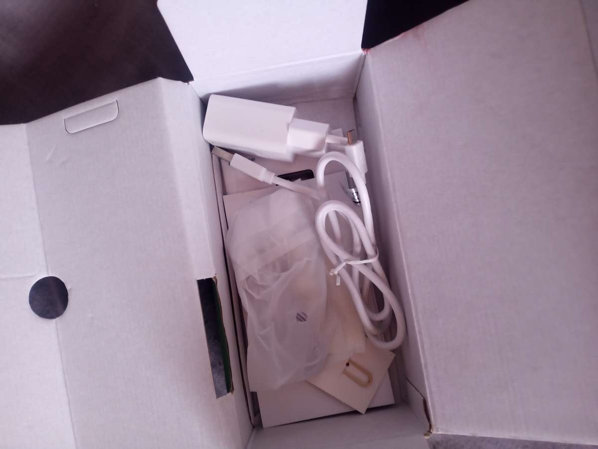 Hisense Infinity E50 Lite