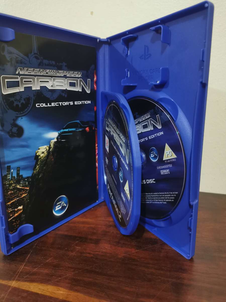 Need for Speed Carbon Collector's Edition on PlayStation 2 with booklet