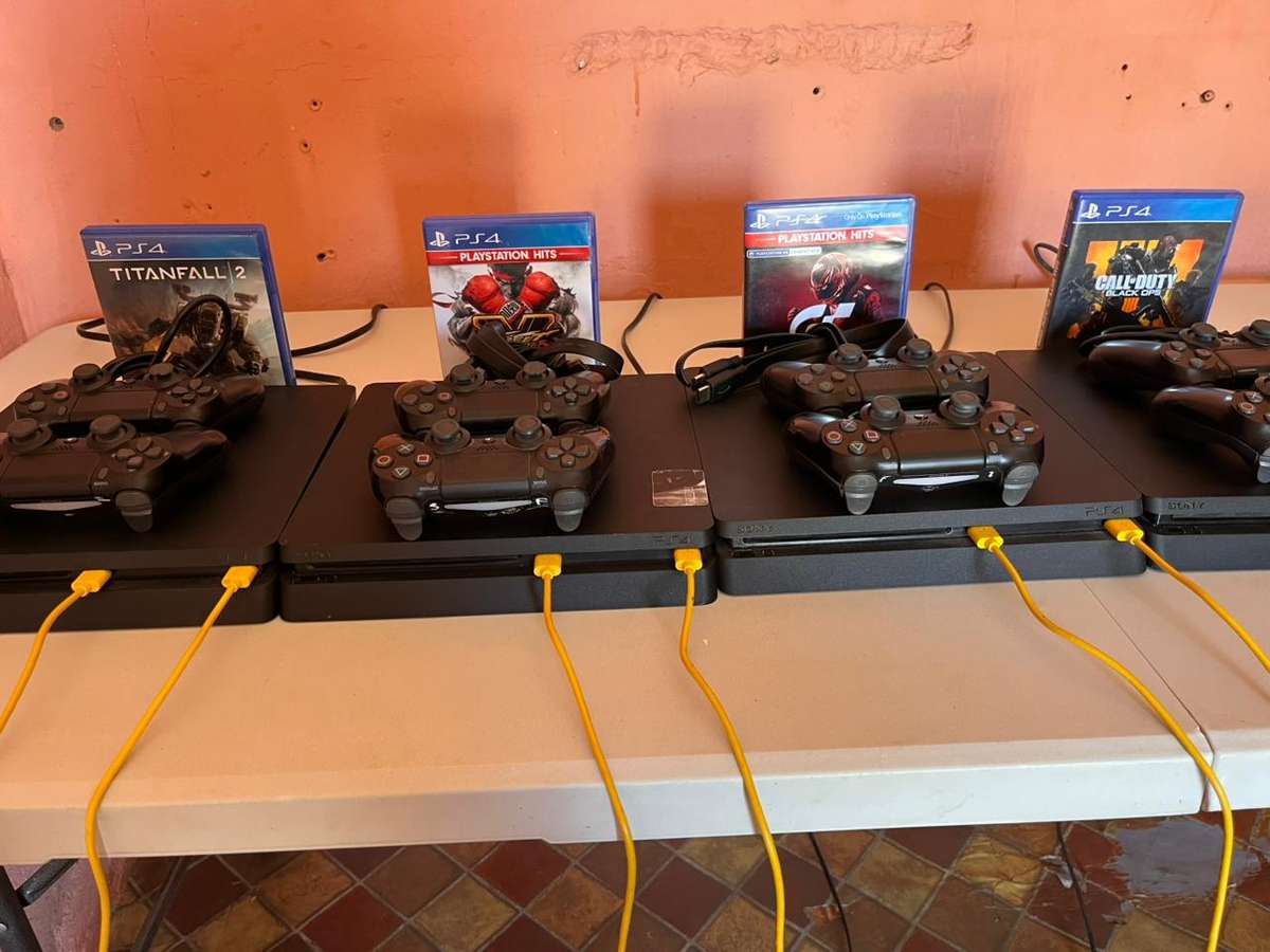 Playstation 4 Slim Console