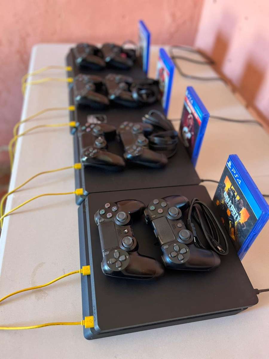 Playstation 4 Slim Console