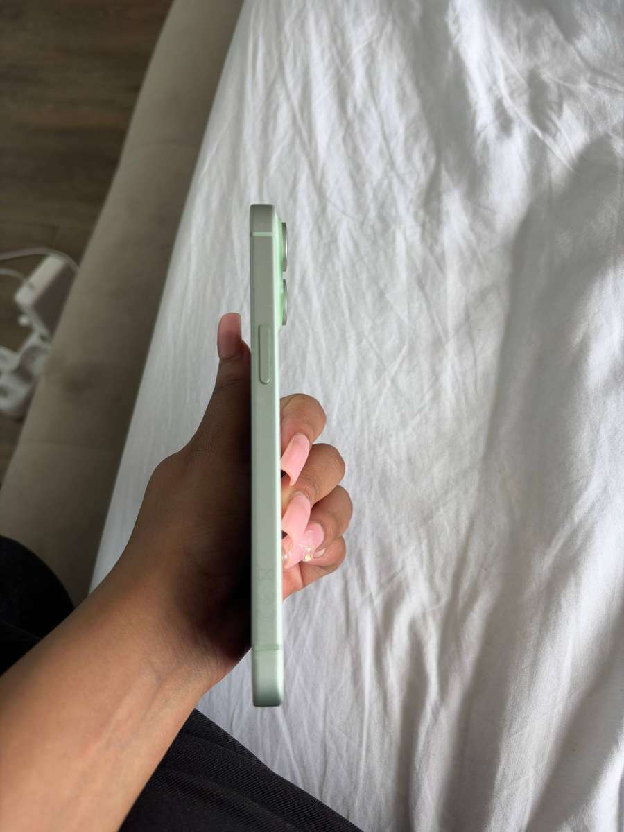 iPhone 15 Green 128gb