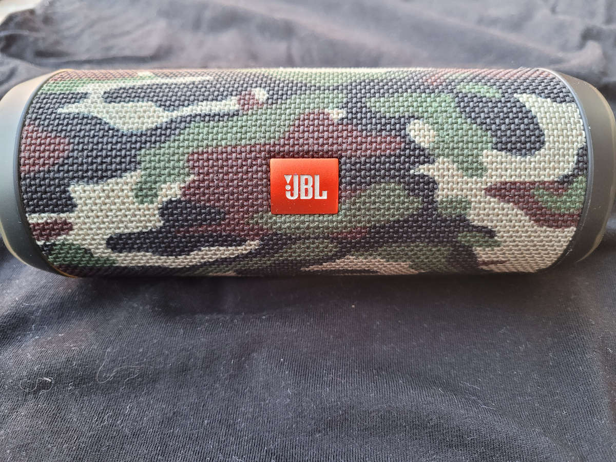 JBL flip 4 works but needs new charging port