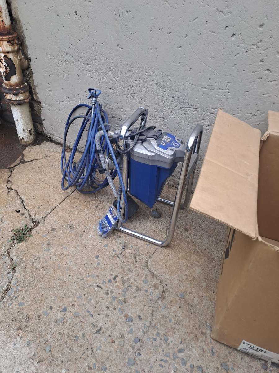 Graco- Airless paint Sprayer - GX21,230V