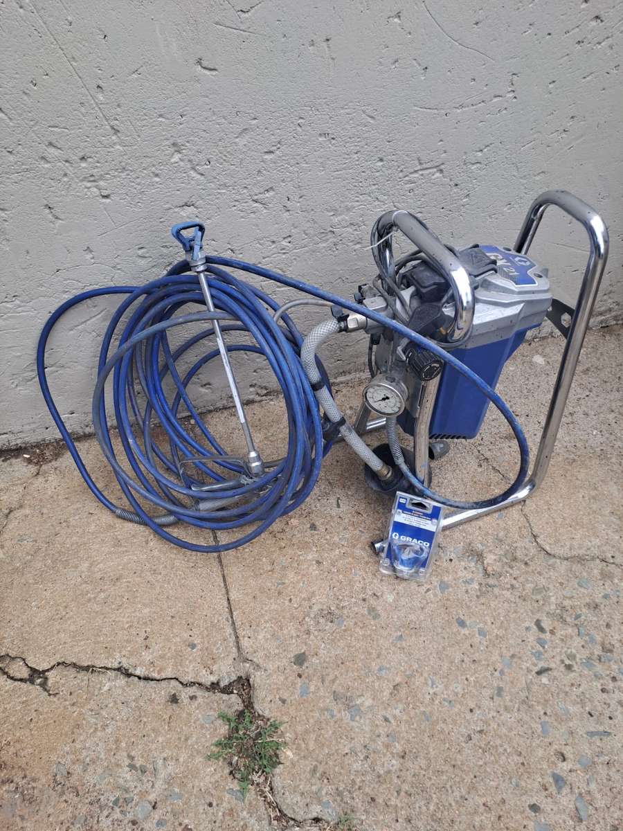 Graco- Airless paint Sprayer - GX21,230V