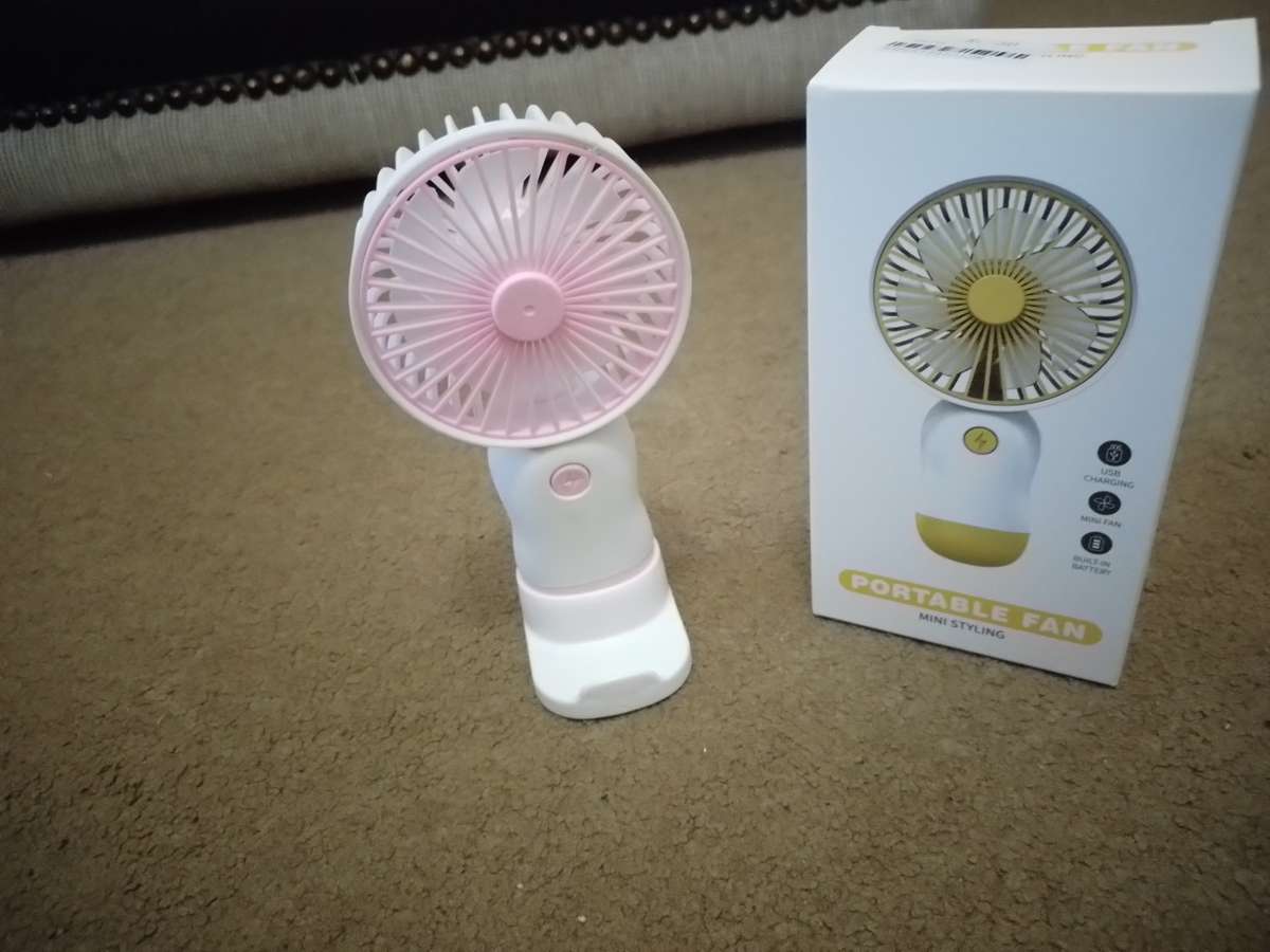 FAN - MINI PORTABLE FAN - KEEP COOL - Brand New