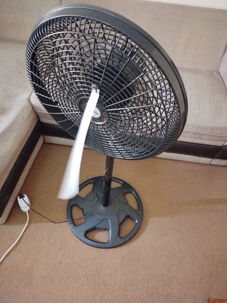 High Speed Stand Fan 18 Inch Electric Pedestal Fan