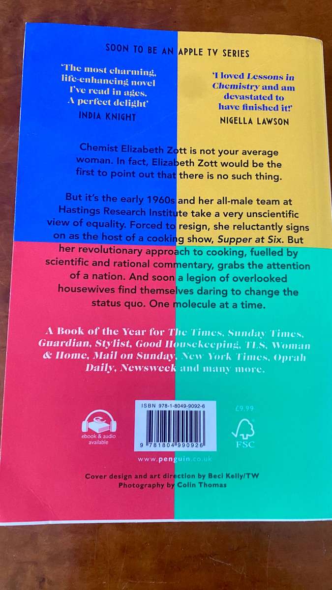 Lessons in Chemistry by Bonnie Garmus - Secondhand Paperback